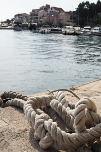 Podgora, Kroatia, Venesatama